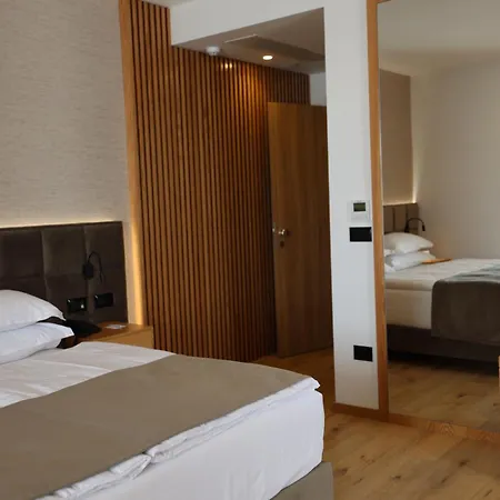 فندق Sibb تيرانا