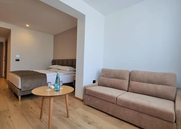 מלון Sibb טיראנה